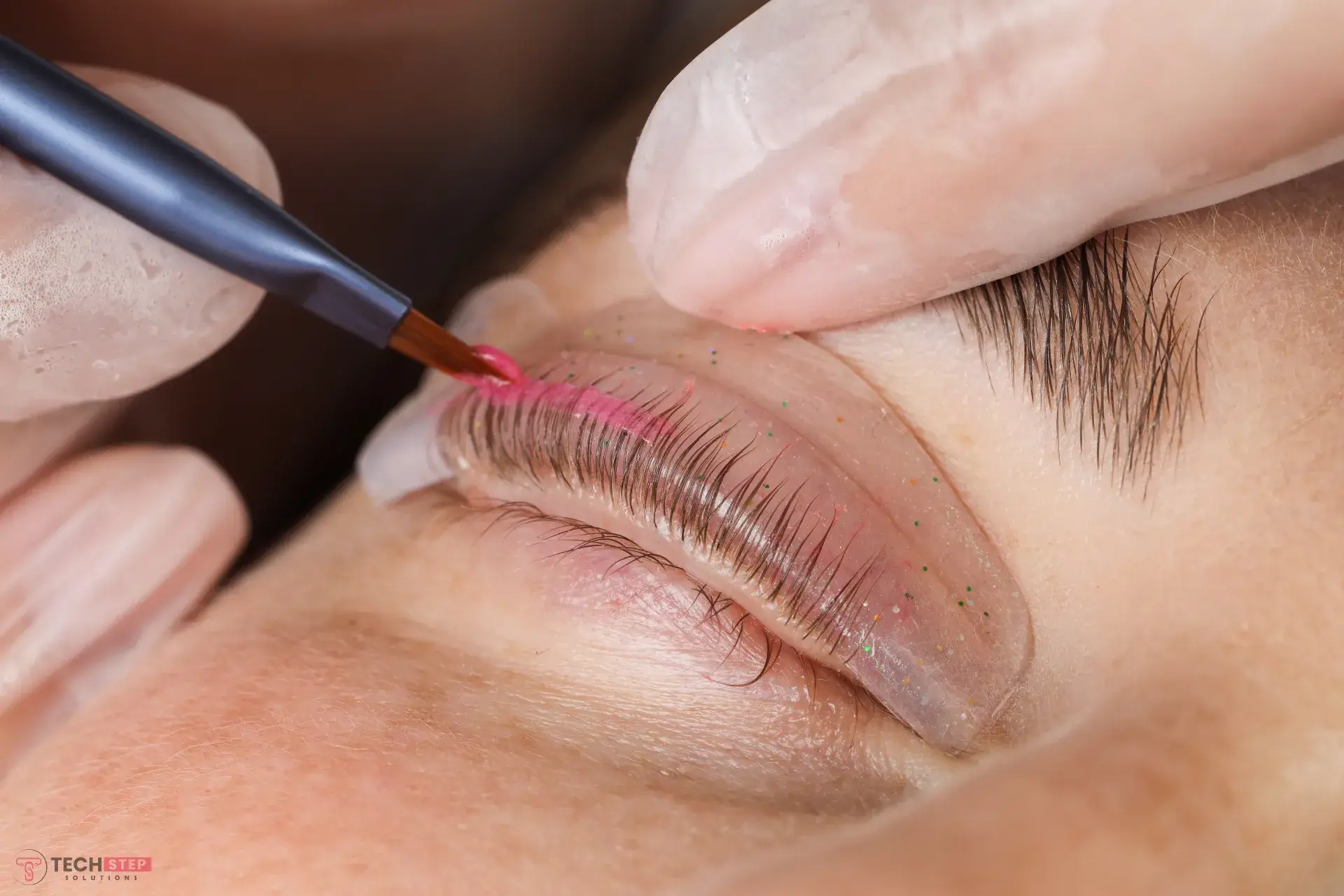 top 10 benefits of getting a lash lift