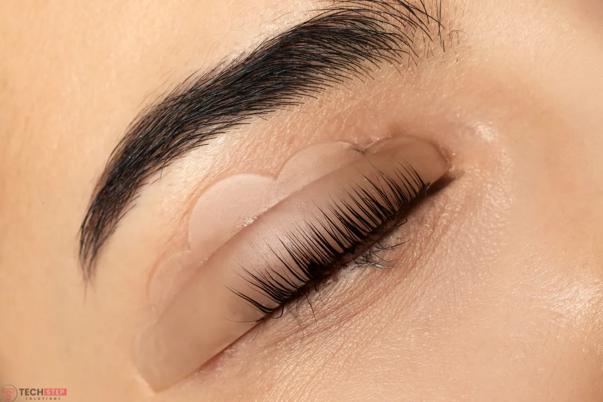 Custom Lash Solutions