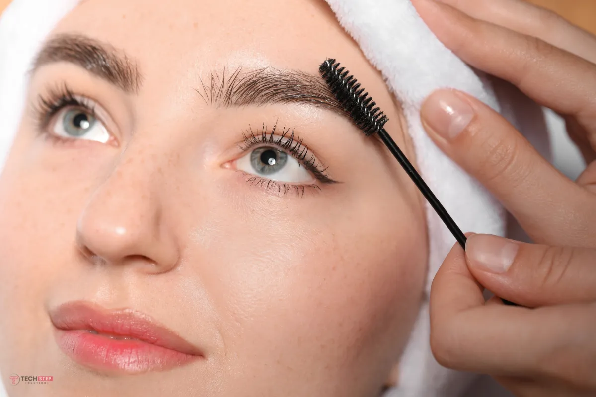 Eyebrow threading costs