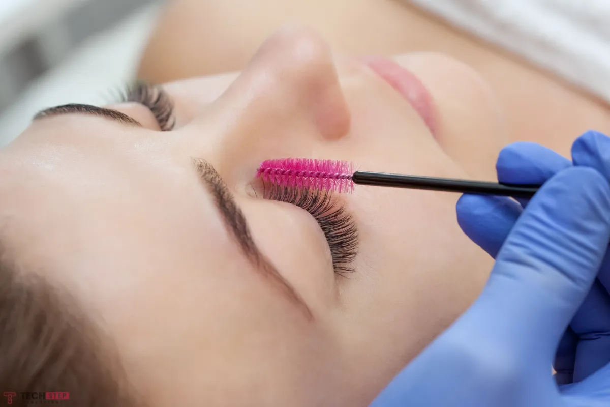 Lifted lashes
